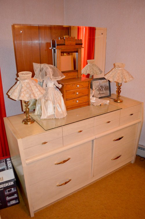 Property photo 8 - Major Antique Auction - Multi-Generational Collection